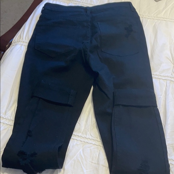 H&M High rise black ripped pants jeans size 6/8 - Picture 5 of 5
